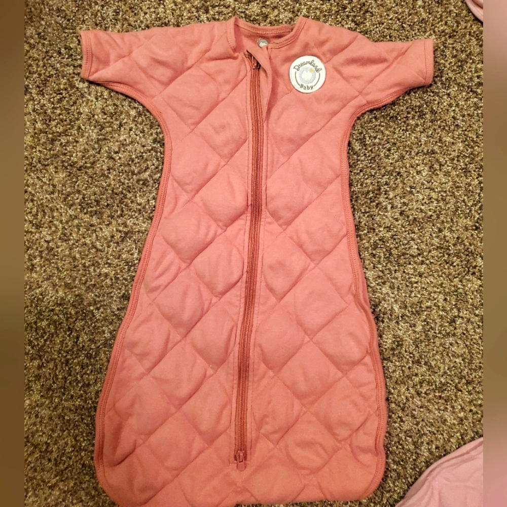 Like new Dreamland Baby Small Transition Sleep Sack Dark Pink 3-6 month